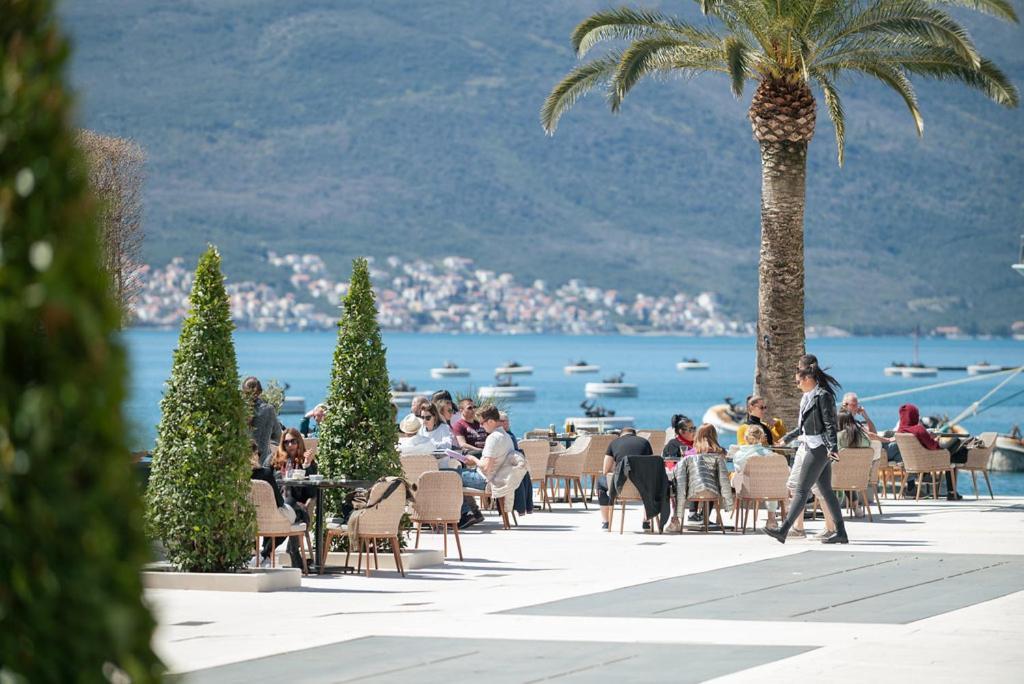 Porto Montenegro Residences 티바트 외부 사진