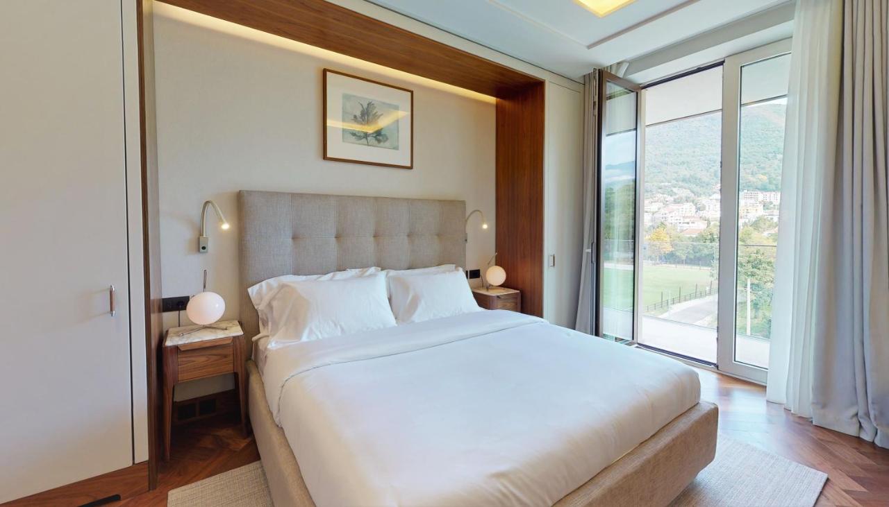 Porto Montenegro Residences 티바트 외부 사진