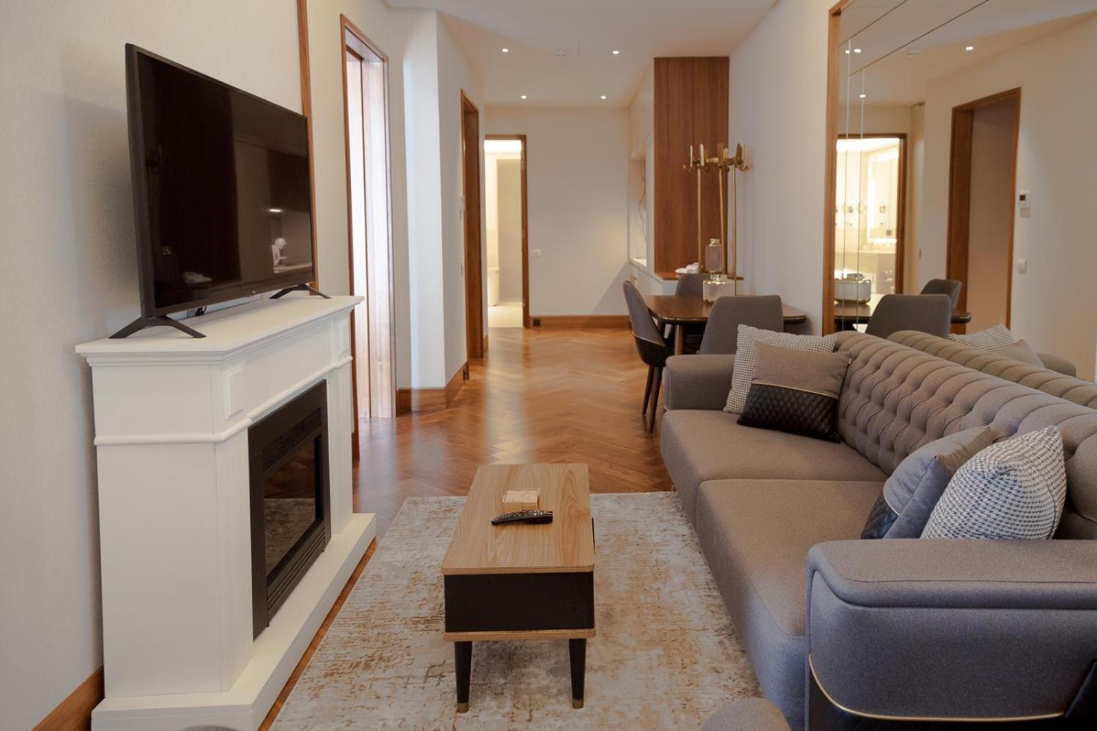 Porto Montenegro Residences 티바트 외부 사진